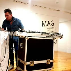 Mustang Art Gallery MAG - Presentación de la Firma #CLUNS