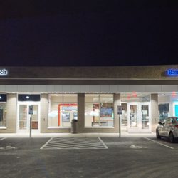 Bank of America Financial Center - Storefront