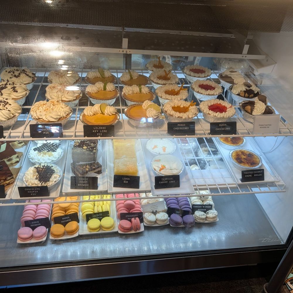 Sugar Beach Bake Shop - Bakeries Near Me - Kihei, Hawaii