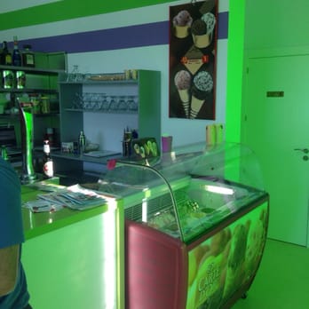 Playa Moncayo - Helados - Cafeteria Near Me - Lomas de Polo-Pinomar, A Playa Moncayo - Helados - Cafeteria Near Me - Lomas de Polo-Pinomar, A