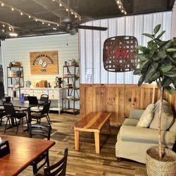 Southern Grounds Coffee House - Inside
