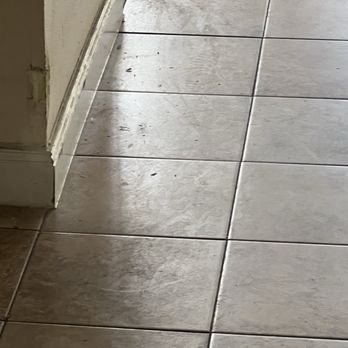 Extra Space Storage - lobby floor. I did not want to make the young lady at the counter nervous. She was very helpful. - Self Storage Near Me - Houston, Texas Extra Space Storage - lobby floor. I did not want to make the young lady at the counter nervous. She was very helpful. - Self Storage Near Me - Houston, Texas