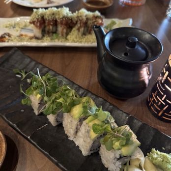 Ozumo - California Roll - Izakaya Near Me - San Jose, California