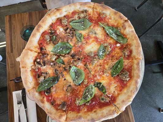 Tutti Pizza by null