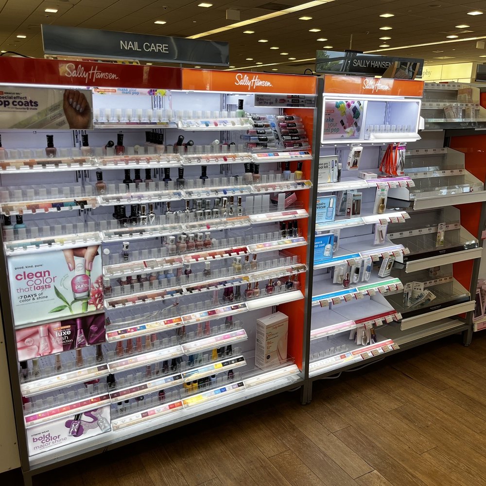 Empty shelves Empty shelves
