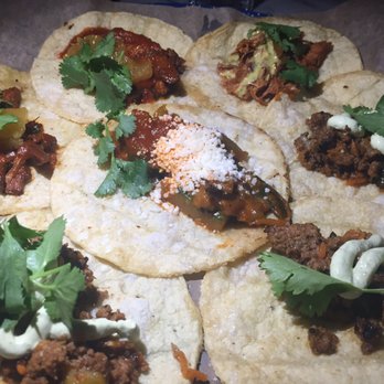 Broken English Taco Pub - The Loop - Chicken Tinga, Barbacoa, Squash, Picadillo platter - Mexican Near Me - Chicago, Illinois Broken English Taco Pub - The Loop - Chicken Tinga, Barbacoa, Squash, Picadillo platter - Mexican Near Me - Chicago, Illinois