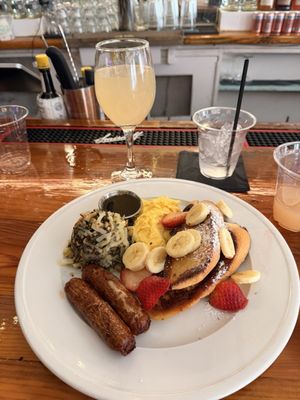 801 Restaurant and Bar by null