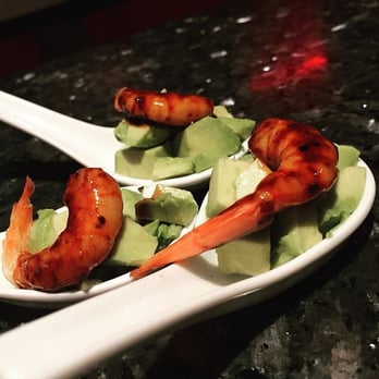 Casa Matabio - Bouchées avocado/crevettes/paf ! - Tapas Bars Near Me - Toulouse, 31