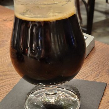 Alter Brewing + Kitchen - Swedda Wedda - oatmeal stout - Brewpubs Near Me - Oak Brook, Illinois