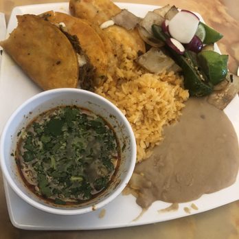 El Globo Restaurant - Birria tacos rice and beans - Mexican Near Me - Grand Rapids, Michigan