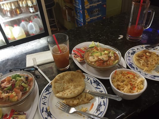 Rinconcito Salvadoreño by null