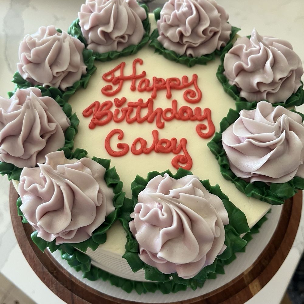 Mo's Bakery - The perfect spring cake - Bakeries Near Me - Valley Springs, California Mo's Bakery - The perfect spring cake - Bakeries Near Me - Valley Springs, California