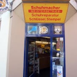 Schuh-Tilker