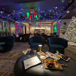 Room 9100 Cocktail Lounge - Mistletoe Lounge is one of the newest holiday pop-ups in Wichita. Call 316-462-3164 to book your private holiday party!