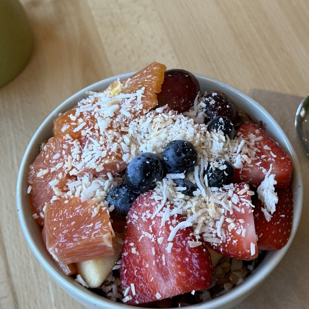 Daffodil Cafe - acai bowl - Cafes Near Me - San Diego, California Daffodil Cafe - acai bowl - Cafes Near Me - San Diego, California