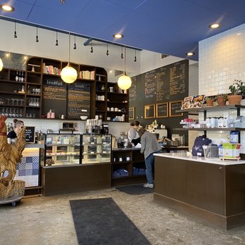 Ellie's - Interior! - Breakfast & Brunch Near Me - Providence, Rhode Island