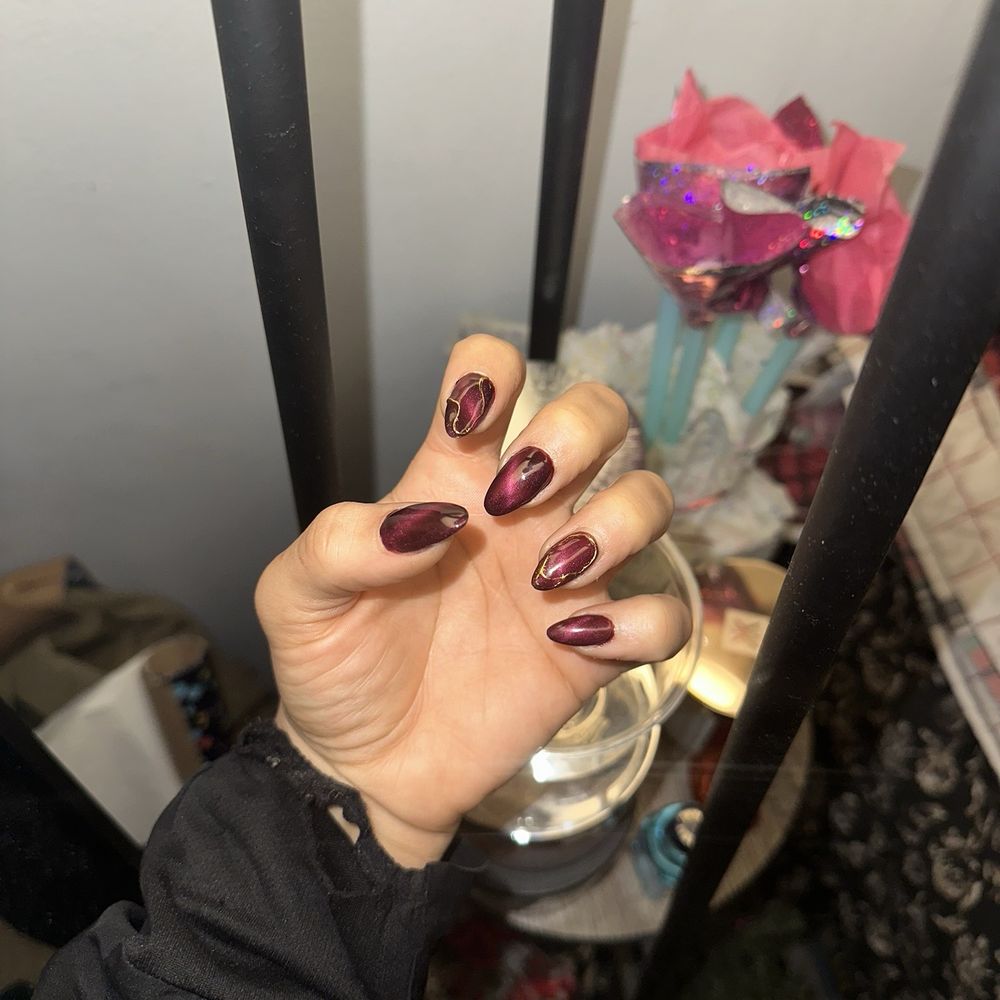 E Nails - Cat eye burgundy with gold . LOVE - Nail Salons Near Me - Las Vegas, Nevada E Nails - Cat eye burgundy with gold . LOVE - Nail Salons Near Me - Las Vegas, Nevada