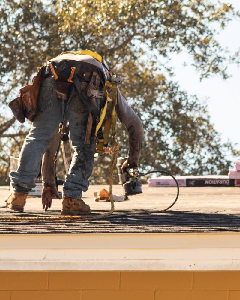 Slide of Universal Roof & Contracting Jacksonville