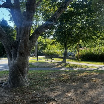 Choate Park - Parks Near Me - Medway, Massachusetts