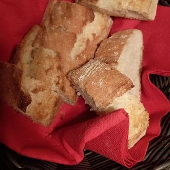 All'Amarone Wine Tasting - Excellent bread - Wine Bars Near Me - Venezia, VE All'Amarone Wine Tasting - Excellent bread - Wine Bars Near Me - Venezia, VE