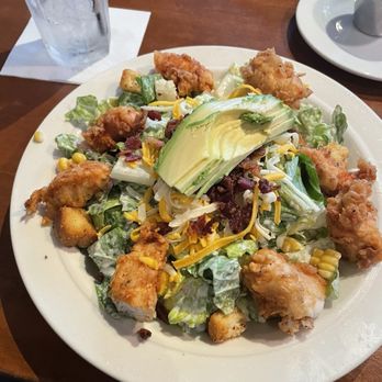 Blue Ridge Grill - Brentwood Salad - Seafood Near Me - Brambleton, Virginia