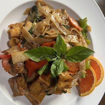 Andaman Asian Cuisine - Drunken noodles with Tofu - Thai Near Me - St. Augustine, Florida Andaman Asian Cuisine - Drunken noodles with Tofu - Thai Near Me - St. Augustine, Florida