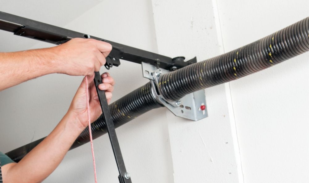 Apex Garage Door Solutions - Garage Door Contractor in Prairieville, LA