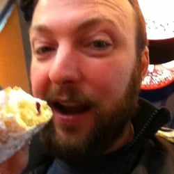 Dunkin' - Sugared jelly...mmmmm!