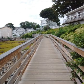 Ogunquit Beach - Path from Wharf Lane. - Beaches Near Me - Ogunquit, Maine
