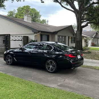 Sixt Rent A Car - 530e - Car Rental Near Me - Houston, Texas Sixt Rent A Car - 530e - Car Rental Near Me - Houston, Texas