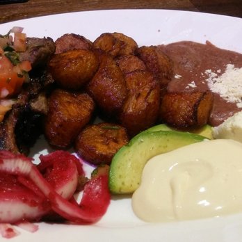 Seis Vecinos Restaurant - Carne asada dinner plate with sweet plantains - Latin American Near Me - Bronx, New York