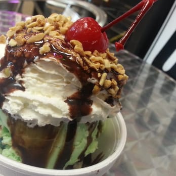 Bumblebee Donuts 2 - Ice cream sundae. Pistachio Nut flavor. Yum! - Donuts Near Me - Azusa, California Bumblebee Donuts 2 - Ice cream sundae. Pistachio Nut flavor. Yum! - Donuts Near Me - Azusa, California