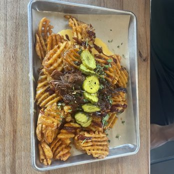 Smoke & Fire Social Eatery - Texas Style Brisket Fries - Comfort Food Near Me - Paramount, California