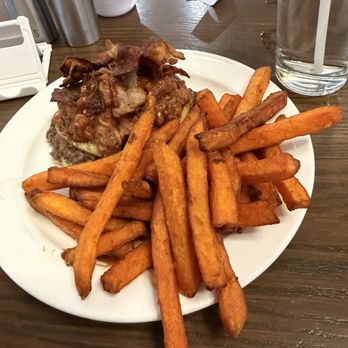 OMB Captain Jack’s Tavern - Stacked burger with sweet potato fries - Brewpubs Near Me - Charlotte, North Carolina OMB Captain Jack’s Tavern - Stacked burger with sweet potato fries - Brewpubs Near Me - Charlotte, North Carolina