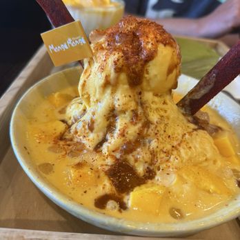 Mango Mango Dessert - Desserts Near Me - Plano, Texas