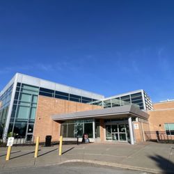 Niagara Centre YMCA - The sun is shining
