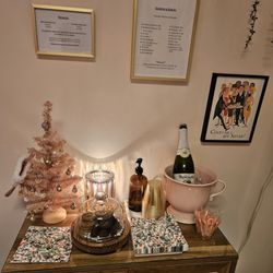 La Pelle Parlor - Holiday treats for my sweet clients!