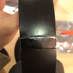 Scratches, peeling and visible damage was caused by the 'technician'. This picture was taken while I was still in the store. Scratches, peeling and visible damage was caused by the 'technician'. This picture was taken while I was still in the store.
