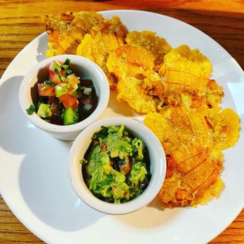 Bohemian Moon - guacamole and chips on a white plate - New American Near Me - Norwich, New York