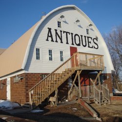 Buffalo Nickel Antique Mall - Looks promising - a large hay barn with a giant "ANTIQUES" sign.