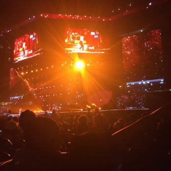 Caesars Superdome - Stadiums & Arenas Near Me - New Orleans, Louisiana Caesars Superdome - Stadiums & Arenas Near Me - New Orleans, Louisiana