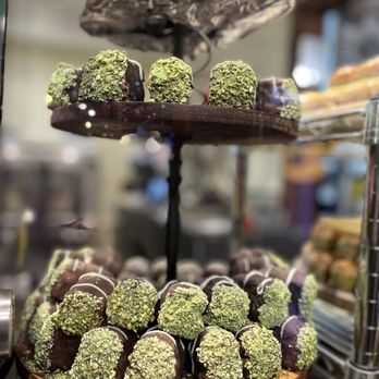 Cafe Dolce - Pistachio chocolate sweet treat - Coffee & Tea Near Me - Solvang, California