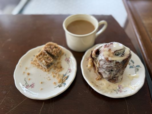 Luncheonette by null