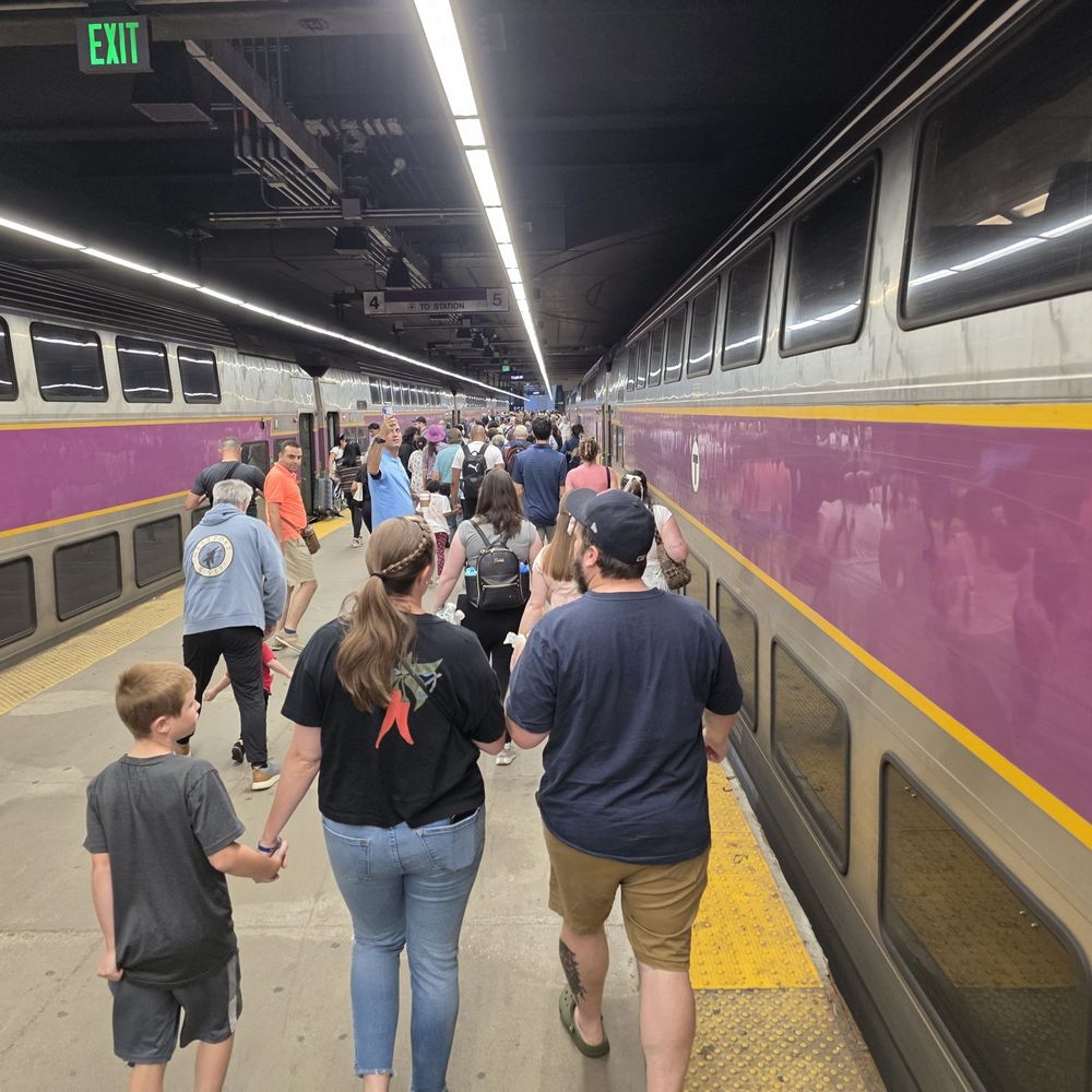 South Station - Platforms are at ground level so no stairs to navigate. First car is handicapped accessible car. - Train Stations Near Me - Boston, Massachusetts South Station - Platforms are at ground level so no stairs to navigate. First car is handicapped accessible car. - Train Stations Near Me - Boston, Massachusetts