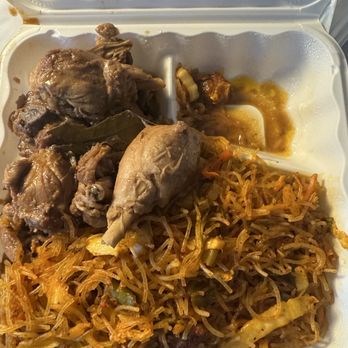 Jampinoy - Chicken adobo and pancit - Caribbean Near Me - Vista, California Jampinoy - Chicken adobo and pancit - Caribbean Near Me - Vista, California