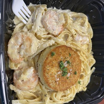 Boulevard American Bistro - crab cake shrimp alfredo pasta - American Near Me - New Orleans, Louisiana Boulevard American Bistro - crab cake shrimp alfredo pasta - American Near Me - New Orleans, Louisiana
