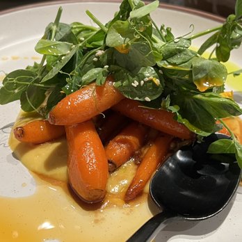 Goldfinch - Carrot plate - Seafood Near Me - Sebastopol, California
