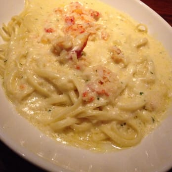 Red Lobster - Crab linguine Alfredo - Seafood Near Me - Ontario, California Red Lobster - Crab linguine Alfredo - Seafood Near Me - Ontario, California