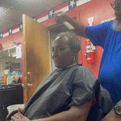 All Kutz & More - After locs cut off, but before Ike styled her.