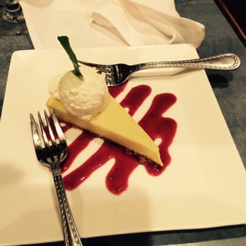 Riverwalk Restaurant - Key Lime pie - New American Near Me - Yorktown, Virginia